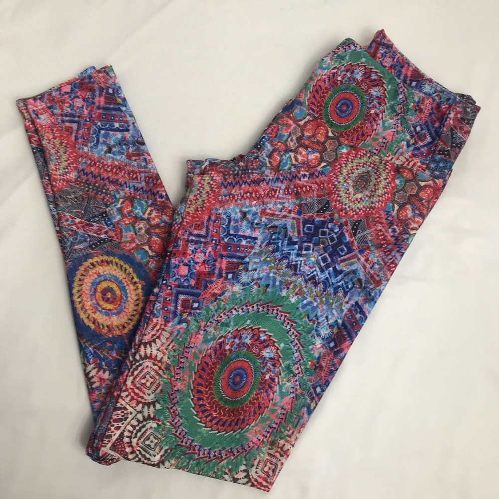 Onzie Boho Print Leggings Sz XS Nylon/Spandex